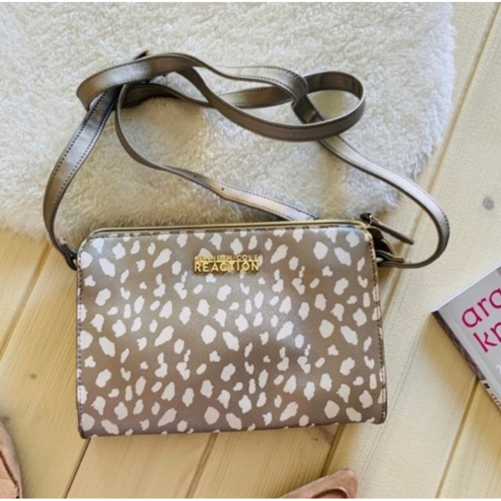 Kenneth Cole Animal Print Cross Body Sling Bag C11